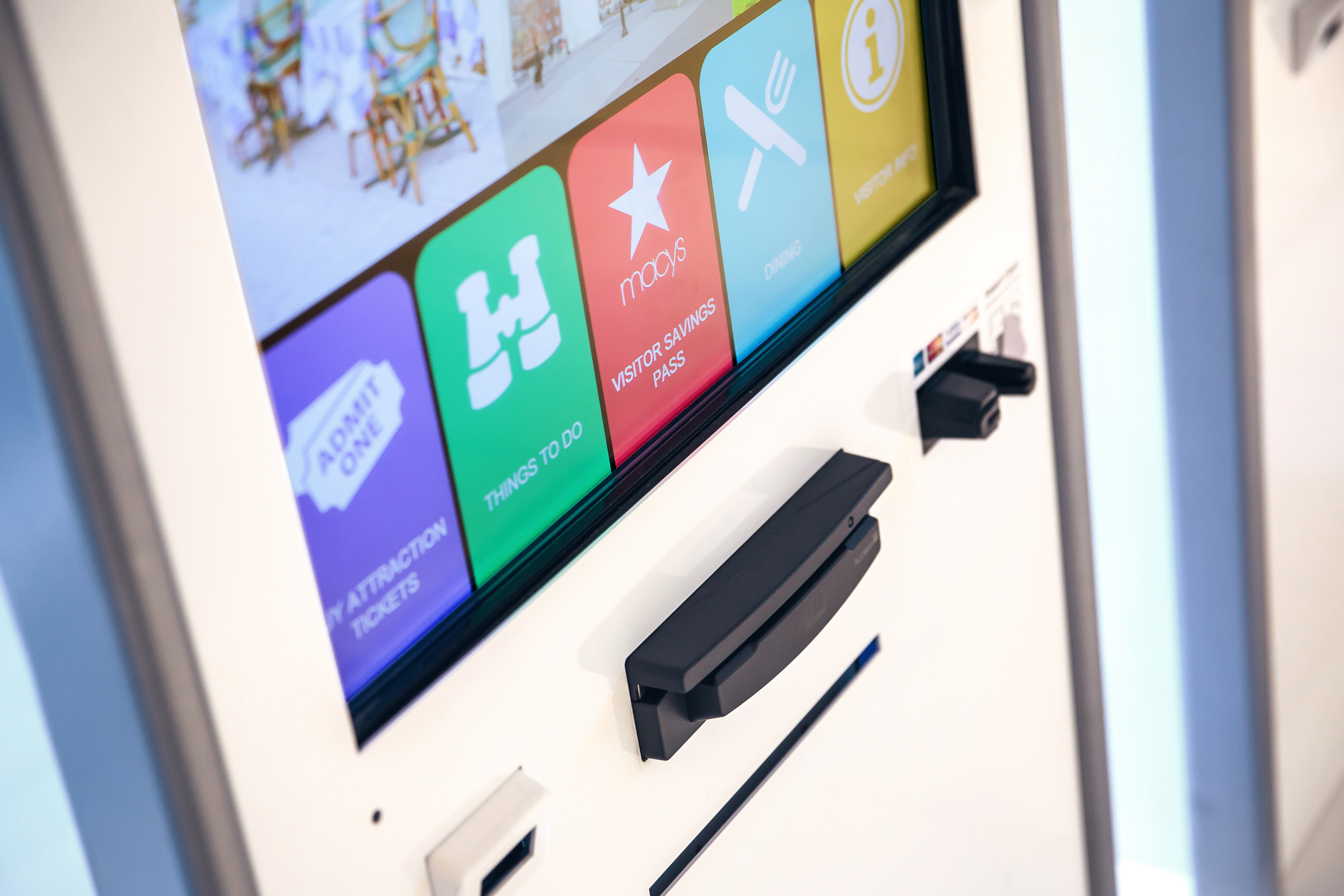 Macy’s kiosk screens